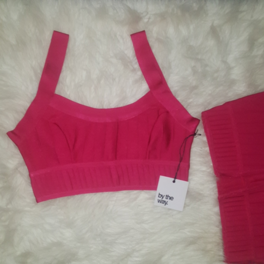 SOLD ON ANOTHER SELLING 2 BCBGMAXAZRIA SIZE SMALL - Picture 7 of 16